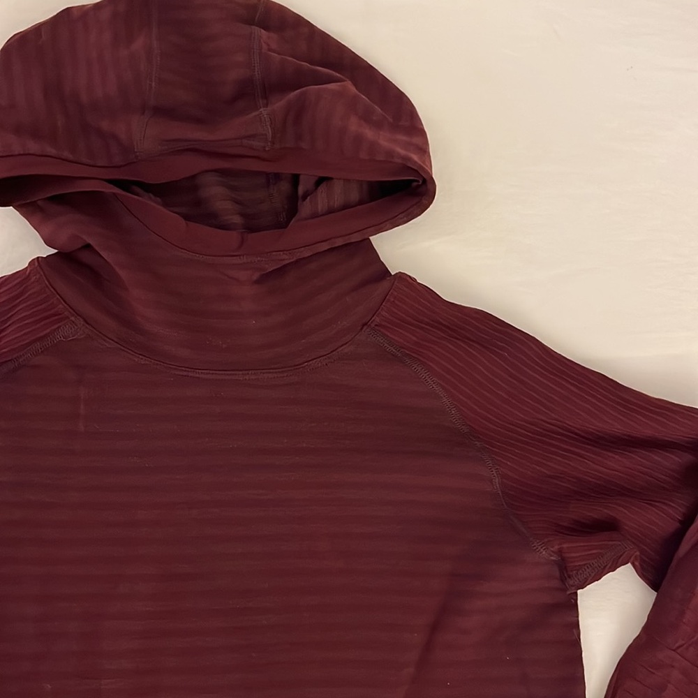 Lululemon - Picture 2 of 3
